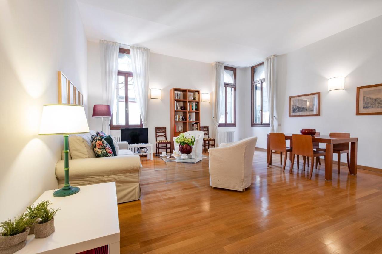 Ca Jole San Marco Apartment M02704210223 Veneza Exterior foto
